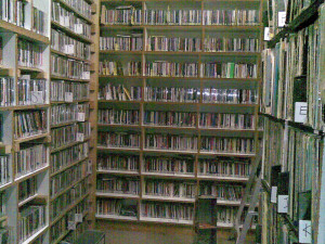 “Pic: The Sanctum Sanctorum @4zzz record library” by David Jackmanson is licensed under CC BY 2.0 “Pic: The Sanctum Sanctorum @4zzz record library” by David Jackmanson is licensed under CC BY 2.0
