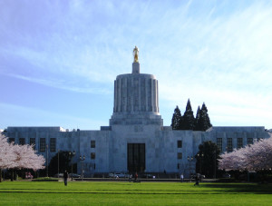 Oregon Statehouse (Wiki Commons)